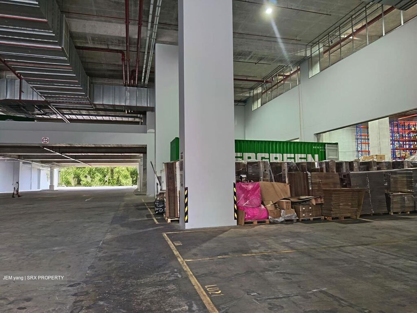 Joo Koon Road (D22), Warehouse #576106871